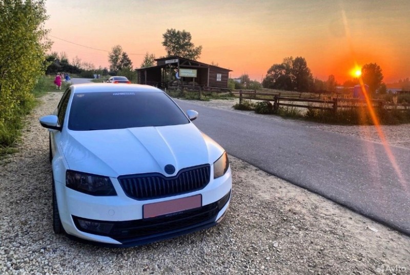 Create meme: skoda octavia a 7, white skoda octavia, skoda Octavia white