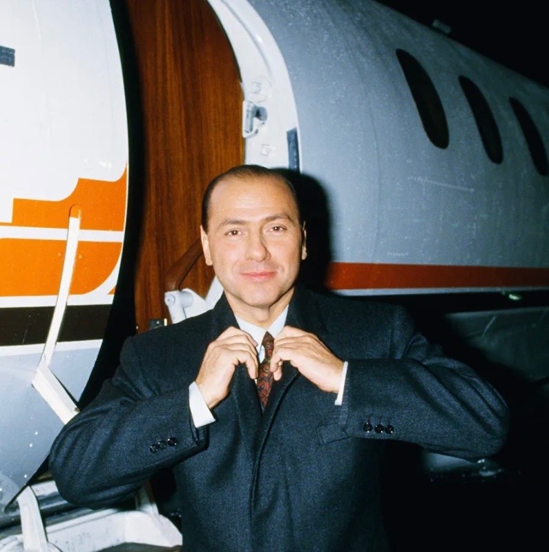Create meme: silvio berlusconi, Silvio Berlusconi's plane, Silvio Berlusconi 1994