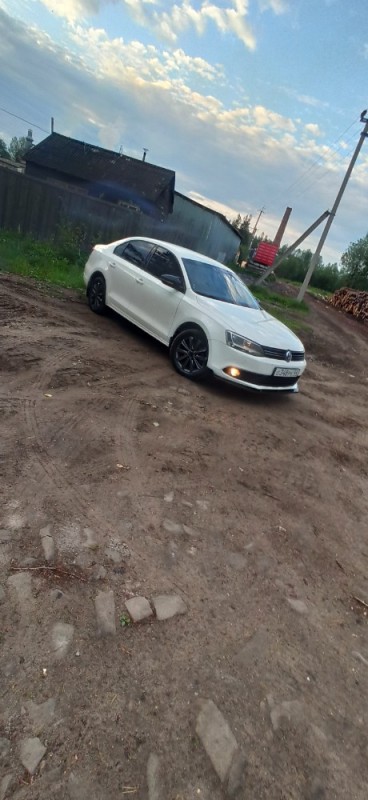 Создать мем: Toyota Mark II VII (X90), volkswagen jetta vi, volkswagen jetta 2015