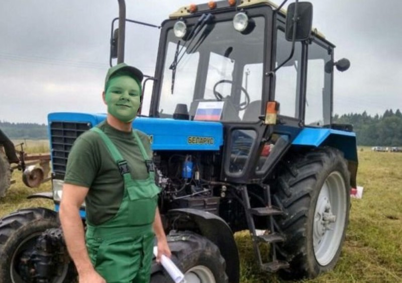 Create meme: tractor , tractor driver machinist, profession tractor driver