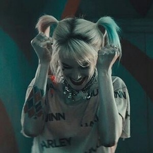 Создать мем: марго робби харли квинн хищные птицы, birds of prey harley quinn, margot robbie harley quinn