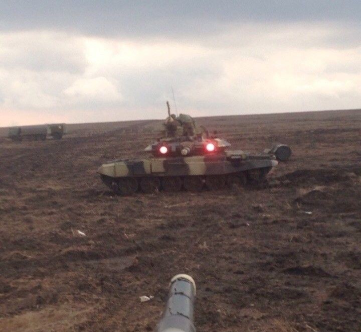 Create meme: when stoned, t 90 infrared searchlight, t-72 syria coep