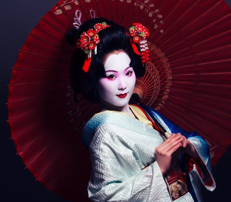 Создать мем: образ гейши, японский макияж гейши, гейша