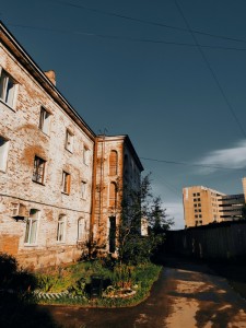 Создать мем: дом, слободской старинные здания пивоваренный завод, здание