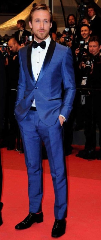 Create meme: Ryan Gosling in a suit, Ryan Gosling in a tuxedo, blue men's suit