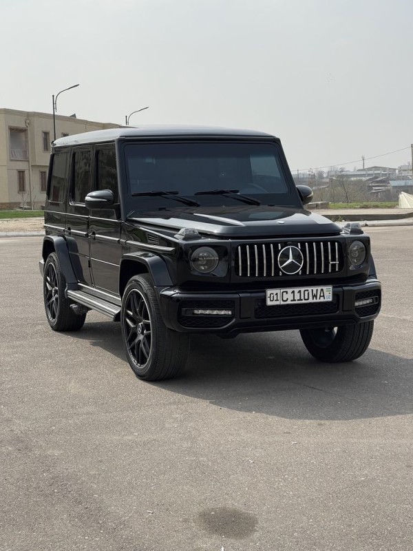 Create meme: Mercedes-Benz G-class II (W463) Facelift 1, mercedes benz g 63, mercedes benz g 63 amg