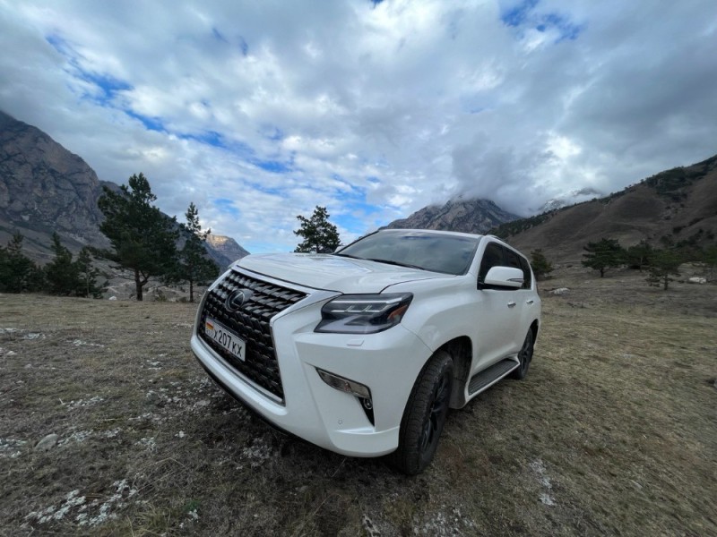 Создать мем: Lexus GX II Рестайлинг, новый лексус gx, новый lexus gx