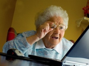 Создать мем: бабушка в интернете мем, pensioner, бабуля