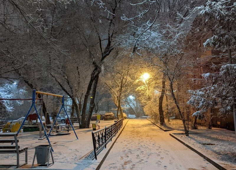 Create meme: winter evening, winter , Park in winter