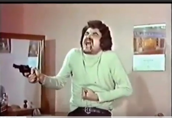 Создать мем: девушка каратистка, девушка-каратистка фильм 1973 сцена смерти, предсмертный крик