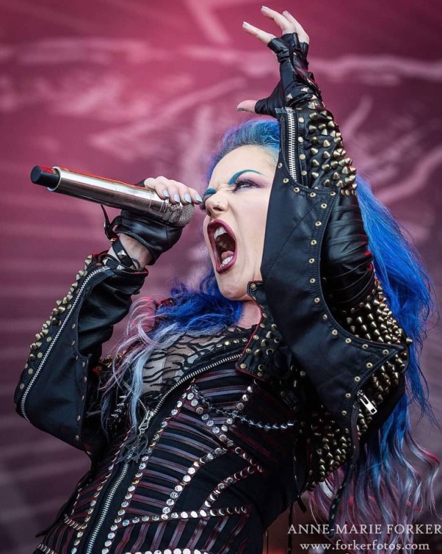 Создать мем: alissa white gluz 2021, арч энеми 2021, arch enemy