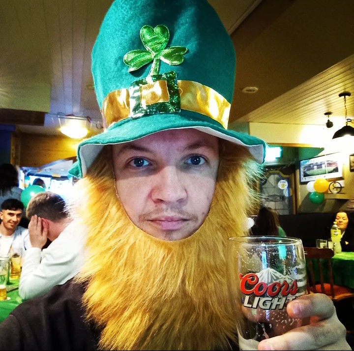 Создать мем: шляпа лепрекона, ирландцы, ирландская шляпа