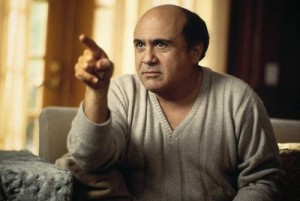 Создать мем: shorty, достать коротышку, danny devito