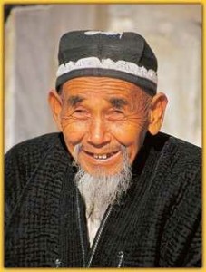 Создать мем: азиат, узбек дедушка, узбекские старики