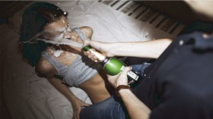 Создать мем: champagne squirt, сквирт шампанского в лицо, шампанское в лицо