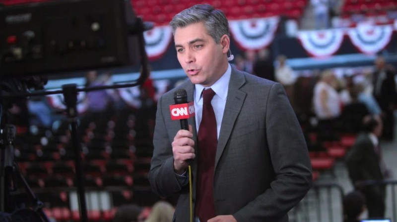 Создать мем: джон берман cnn, jim acosta, журналисты снн