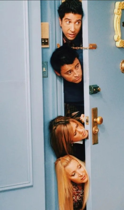 Create meme: show friends, Out the door, the door from the TV series friends