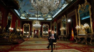 Create meme: El rey Felipe tiene que abdicar para resolver la crisis constitu, throne, the throne room