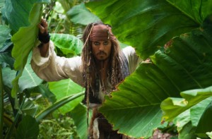 Создать мем: пираты карибского моря 4 на странных берегах, pirates of the caribbean dead men tell no tales, джек воробей