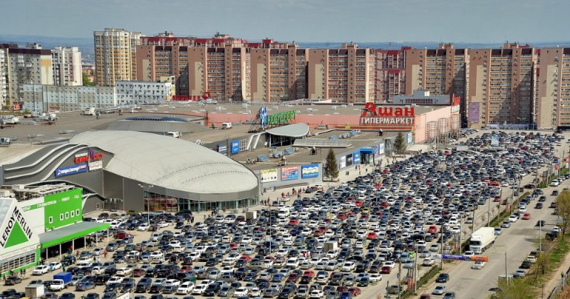 Create meme: shopping complex, Moscow shopping center in Lublin, tatneft arena Kazan parking lot