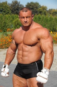 Create meme: Mariusz pudzianowski strong man, Mariusz strongman pudzianowski, Mariusz pudzianowski wife