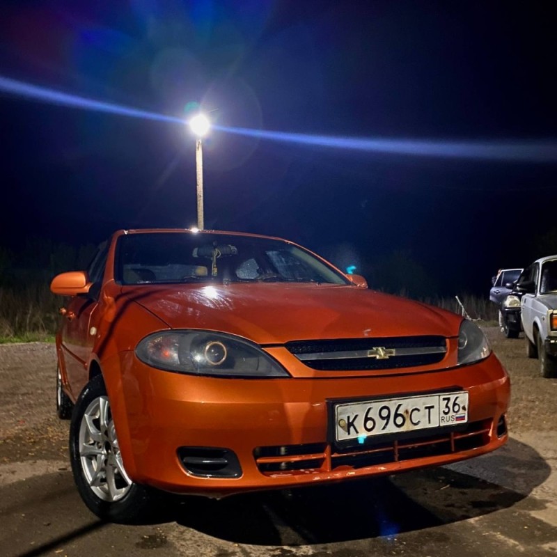 Создать мем: шевроле лачетти оранжевый, chevrolet lacetti оранжевая, chevrolet lacetti 2008