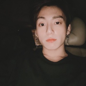 jungkook selca