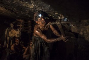 Создать мем: детский труд, шахтер, coal