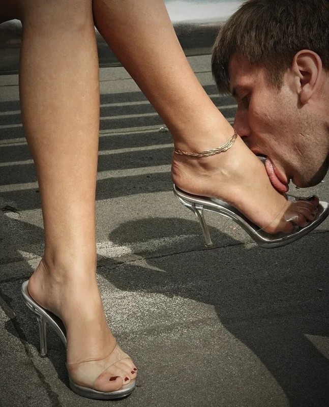 Create meme: kissing feet, kissing shoes