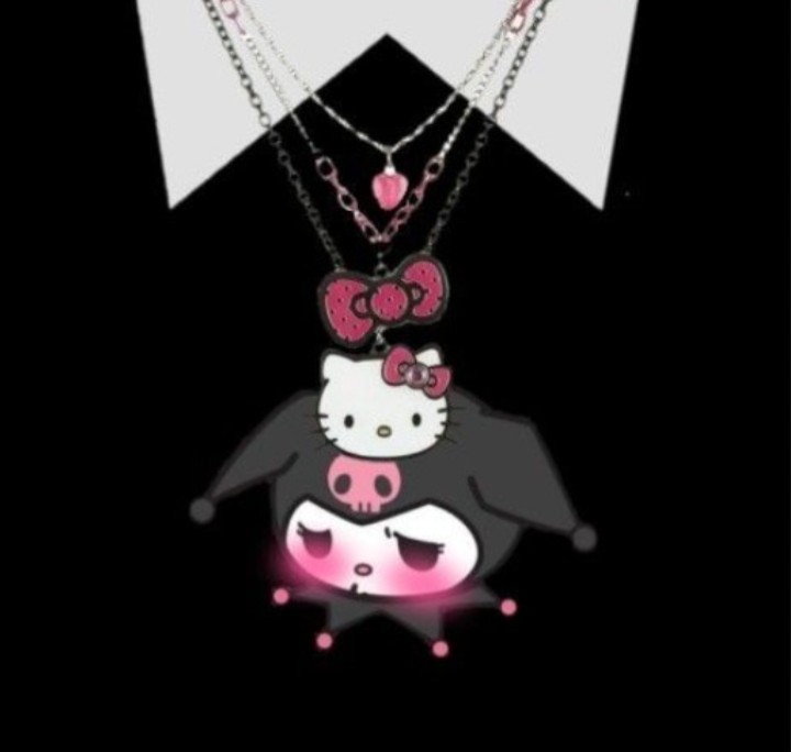 Create meme: roblox butterfly t-shirt, icons for applications with hello kitty, kuromi hello kitty