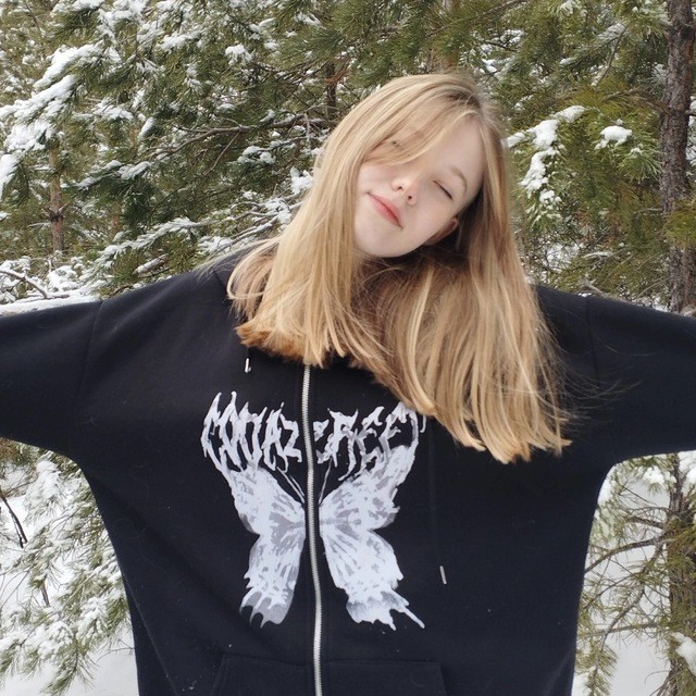 Create meme: sweatshirt , sofia morozova, sweatshirt with hood