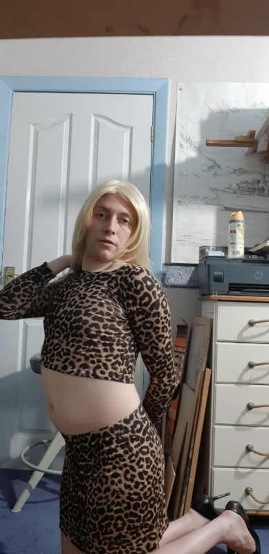 Create meme: A transvestite is looking for a guy for a serious relationship, leopard crop top, leopard