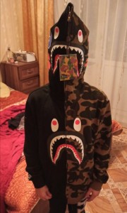 Создать мем: кофта bape, толстовка bape, кофта зип бэйп шарк