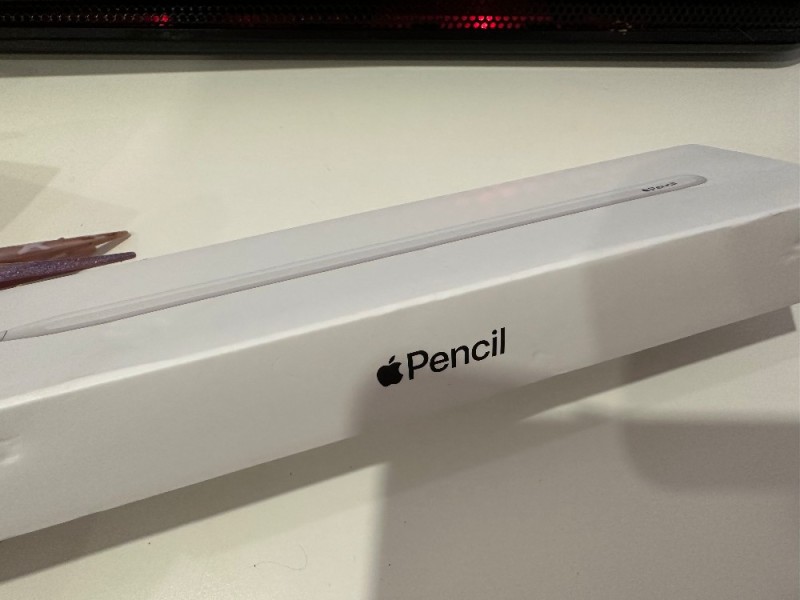Создать мем: apple pencil 1 поколения, стилус apple pencil, apple pencil 2