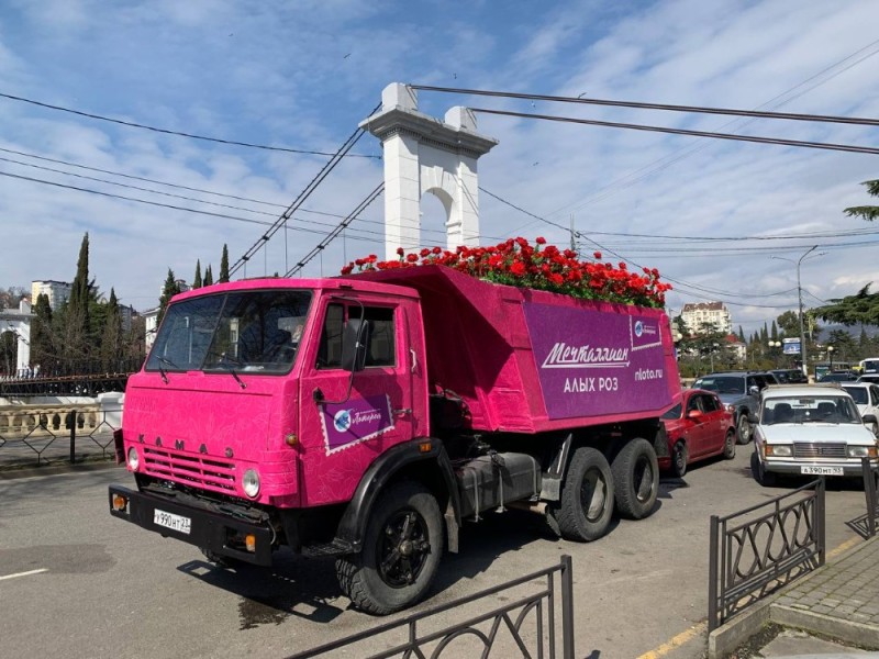 Create meme: kamaz kamaz, Kamaz roses, pink kamaz