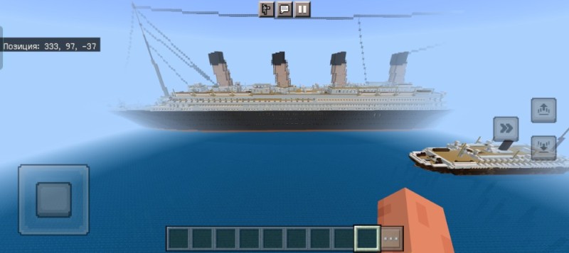 Create meme: titanic minecraft, the titanic ship in minecraft, ship in minecraft