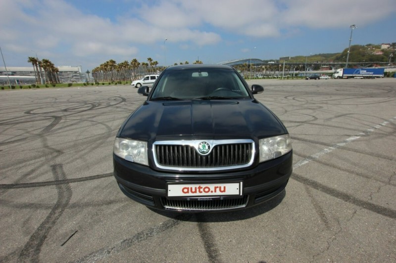 Create meme: skoda superb 2007, Skoda Superb 2007, skoda octavia 2008