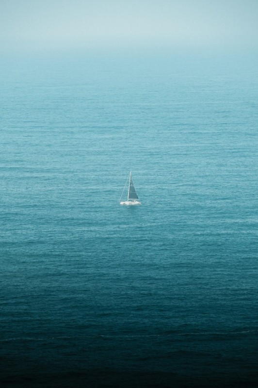 Create meme: sea , minimalism of the sea, sailing ocean