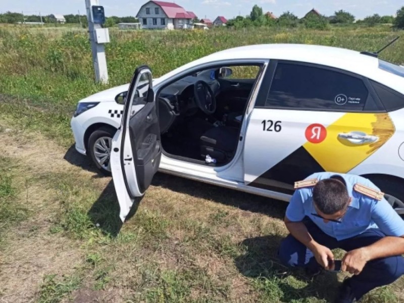 Create meme: taxi driver in the car, yandex.taxi, yandex taxi driver