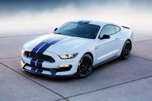 Создать мем: ford mustang shelby gt500 2017, Ford Mustang, форд мустанг обои