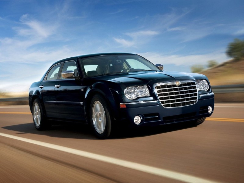 Создать мем: Chrysler 300C I, машины крайслер, автомобиль крайслер