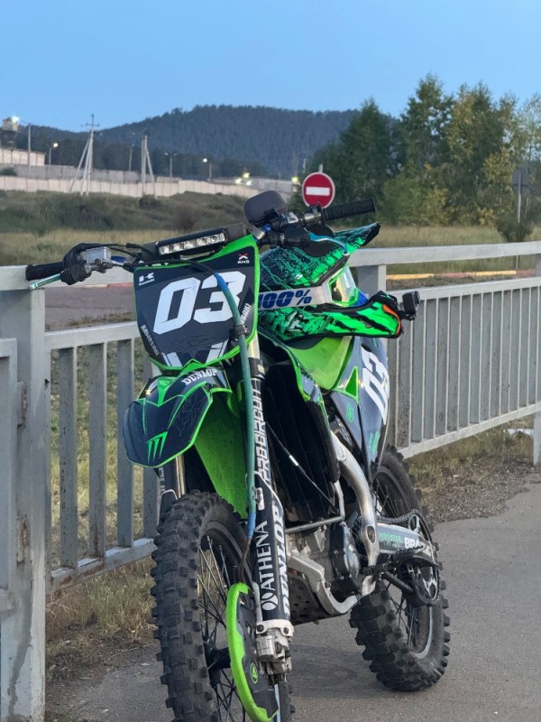 Создать мем: kawasaki kx 250 f, кавасаки кросс 450, kawasaki kx 450 f