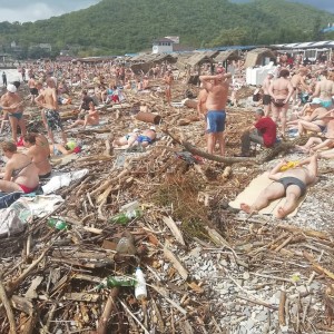 Создать мем: пляж отдых, отдых на черном море, муниципальный пляж в судаке