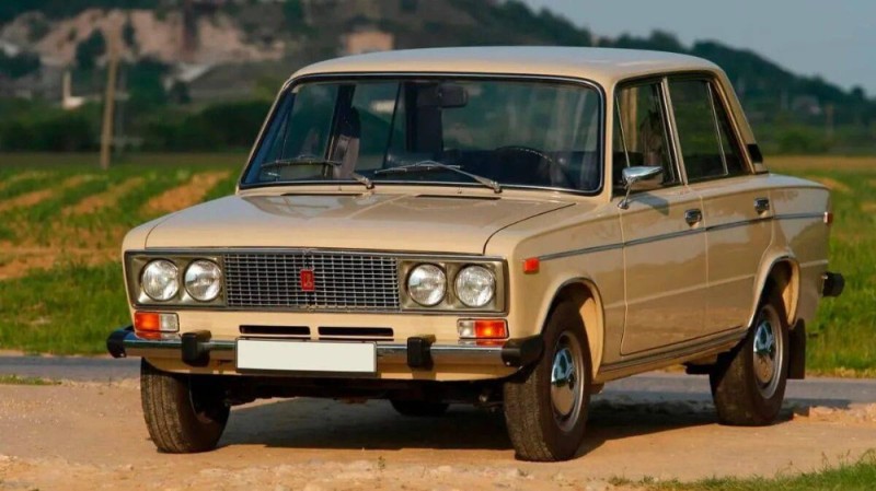 Создать мем: ВАЗ (Lada) 2103, лада шестёрка, ваз 2106 жигули