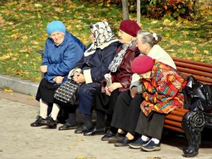 Create meme: grandma, grandmothers on the bench, grandmother on the bench