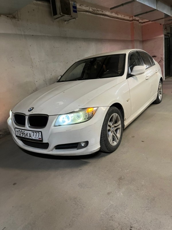 Create meme: BMW 3er V (E9x) Restyling , bmw 3, bmw 3 series 2007