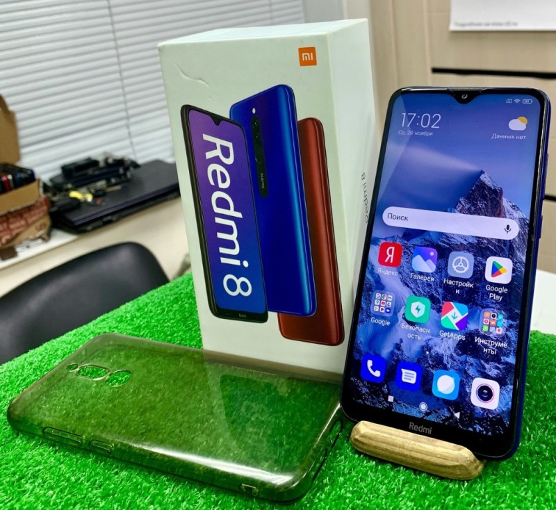 Create meme: redmi 8, xiaomi redmi 8 a, redmi 8