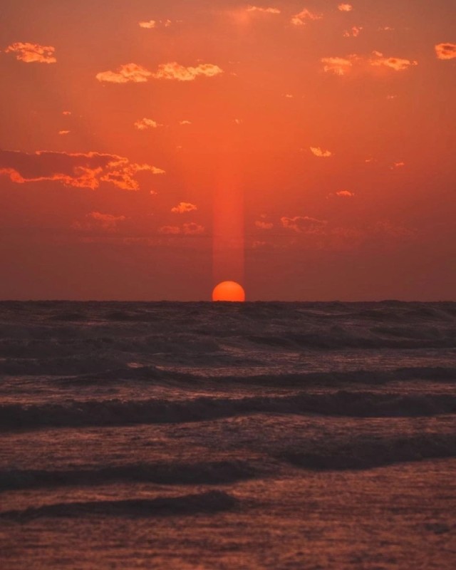 Create meme: blurred image, nice Sumera, sea sunset