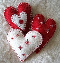 Create meme: Valentine felt the sketch, brooch heart felt, DIY felt hearts