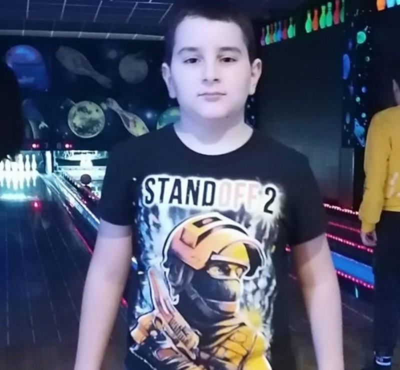 Create meme: boy , game standoff, standoff 2 t-shirt